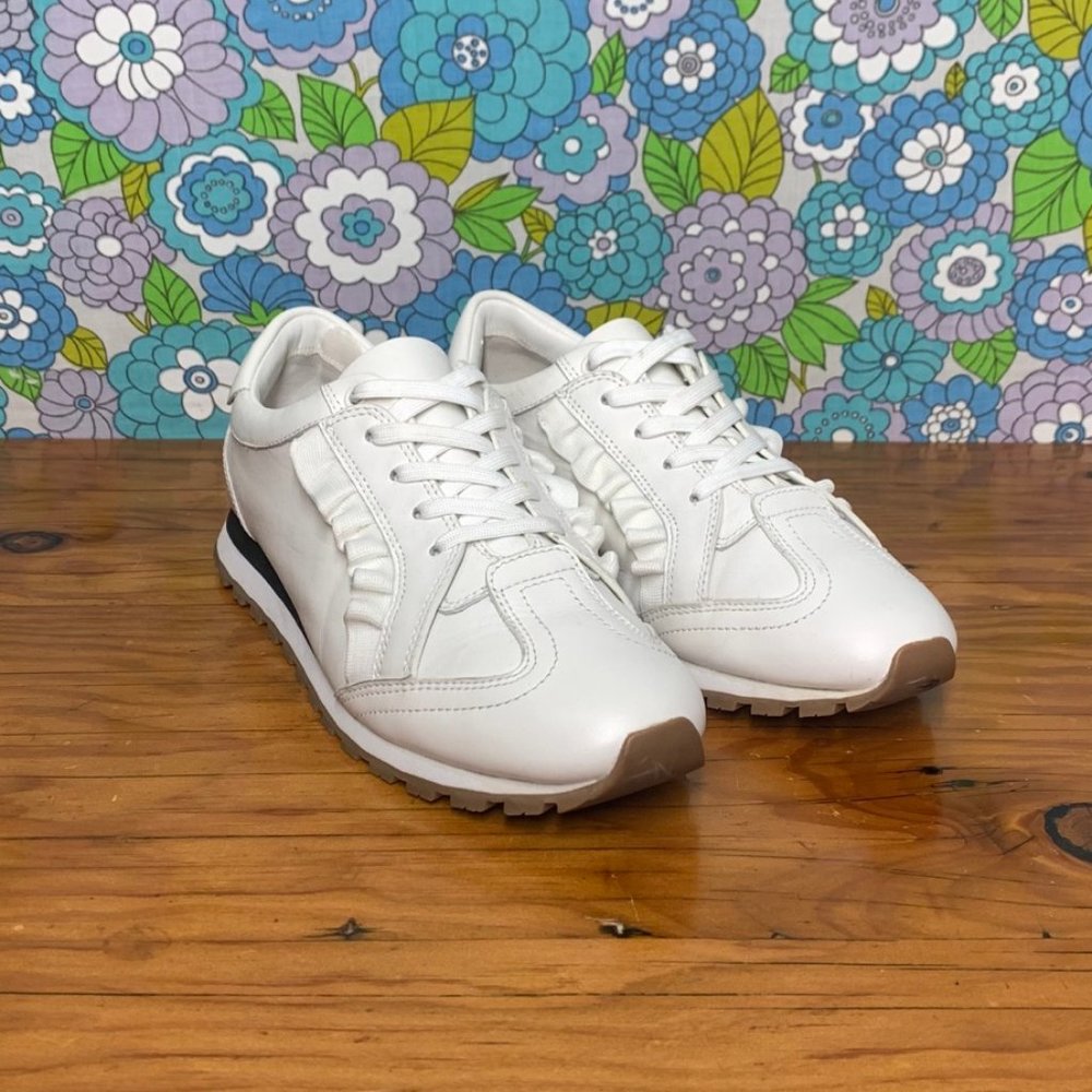 Tory Burch Sport White Leather Ruffle Sneaker Size:9